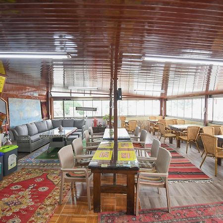 Anz Guest House Pansiyon Селчук Екстериор снимка