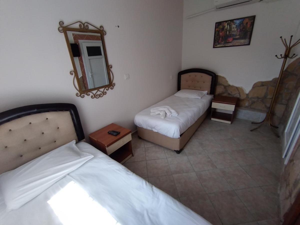 Anz Guest House Pansiyon Селчук Екстериор снимка