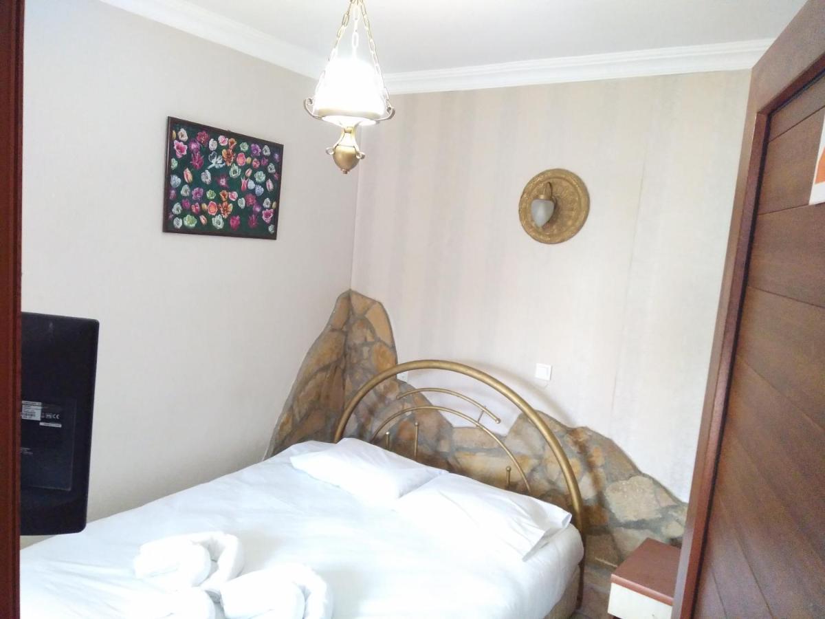 Anz Guest House Pansiyon Селчук Екстериор снимка