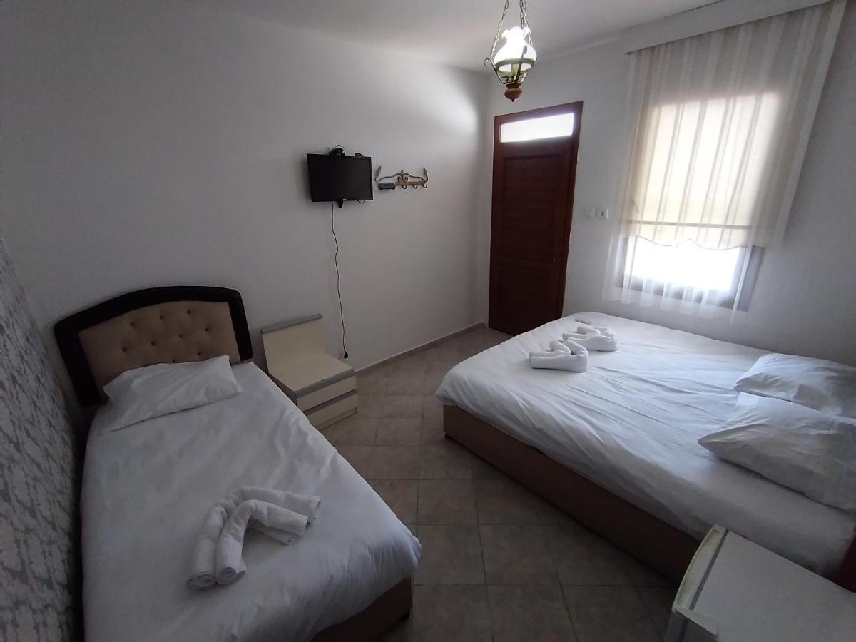 Anz Guest House Pansiyon Селчук Екстериор снимка