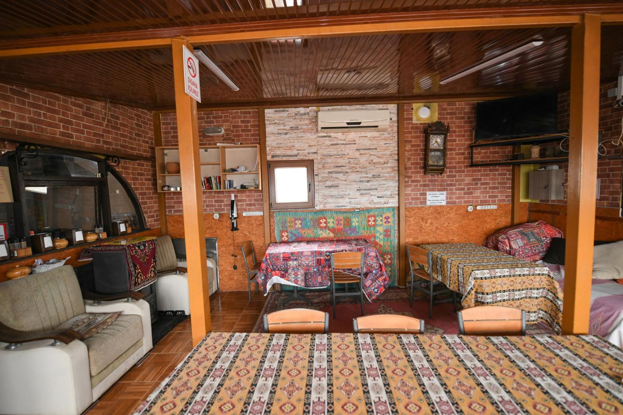 Anz Guest House Pansiyon Селчук Екстериор снимка