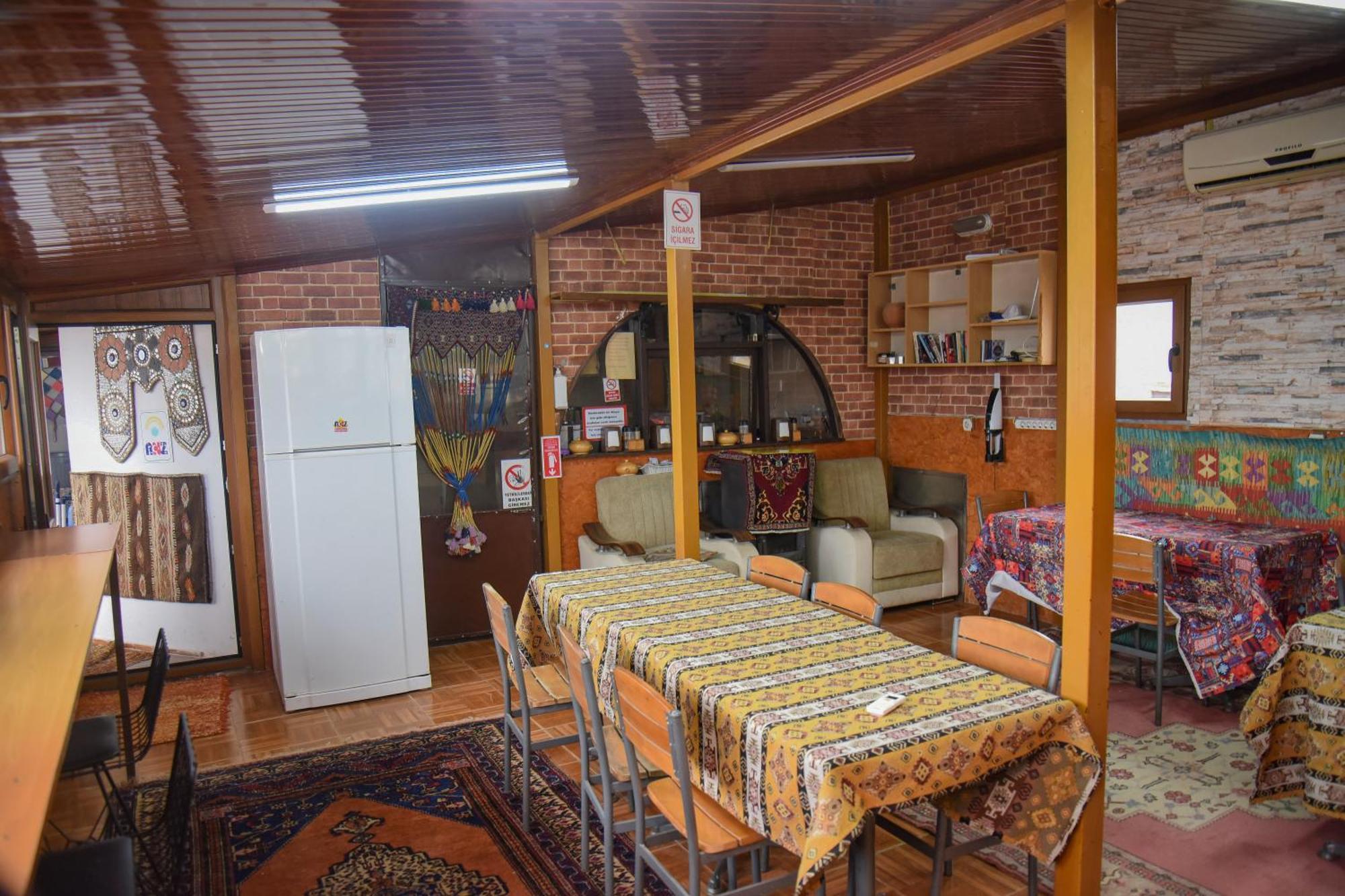 Anz Guest House Pansiyon Селчук Екстериор снимка
