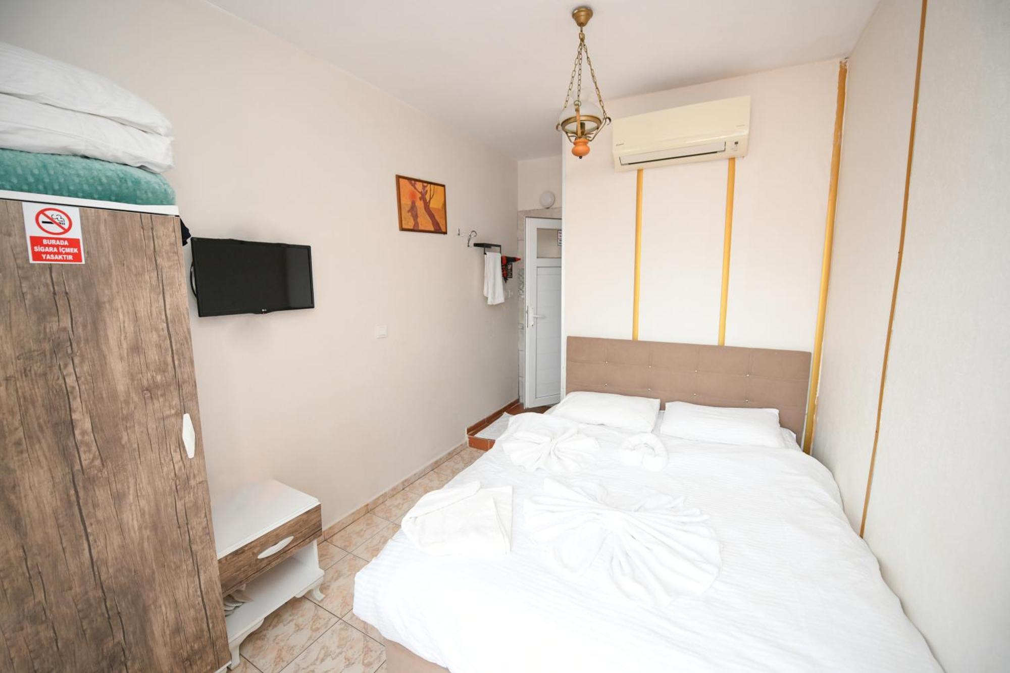Anz Guest House Pansiyon Селчук Екстериор снимка