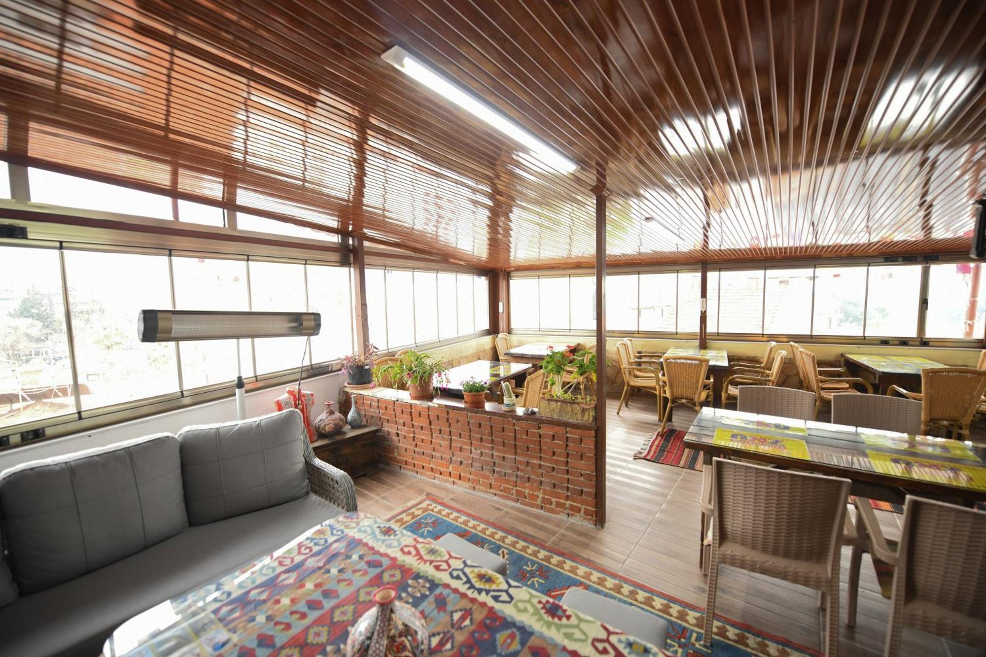 Anz Guest House Pansiyon Селчук Екстериор снимка