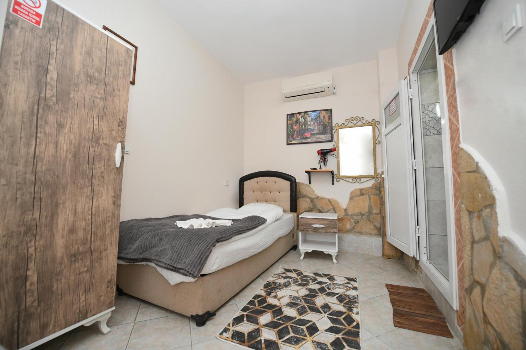 Anz Guest House Pansiyon Селчук Екстериор снимка
