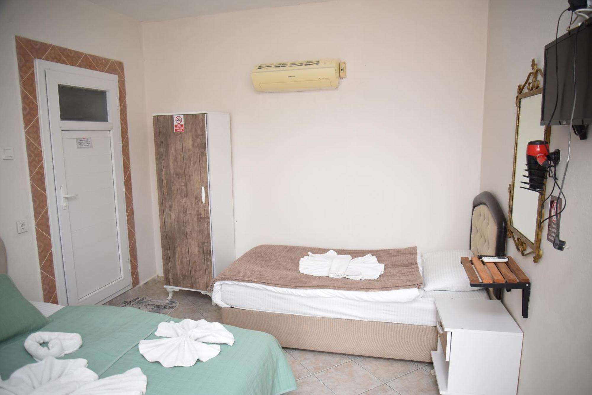 Anz Guest House Pansiyon Селчук Екстериор снимка