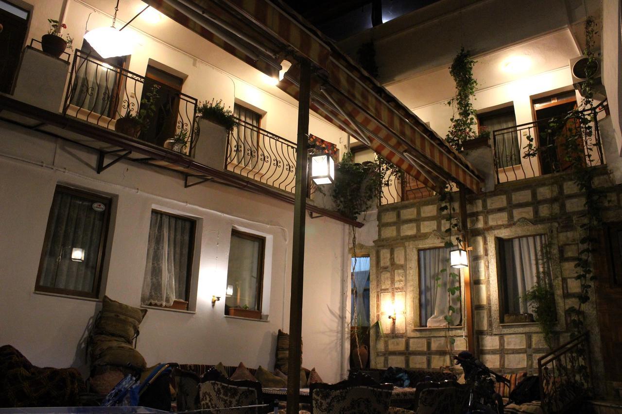 Anz Guest House Pansiyon Селчук Екстериор снимка
